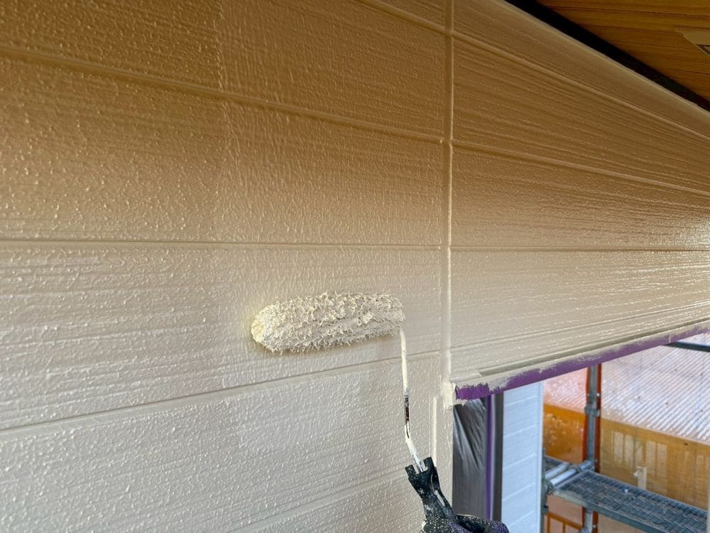 U様_鈴鹿市_外壁(上塗り) 鈴鹿市の外壁塗装をリペイント匠が施工した写真