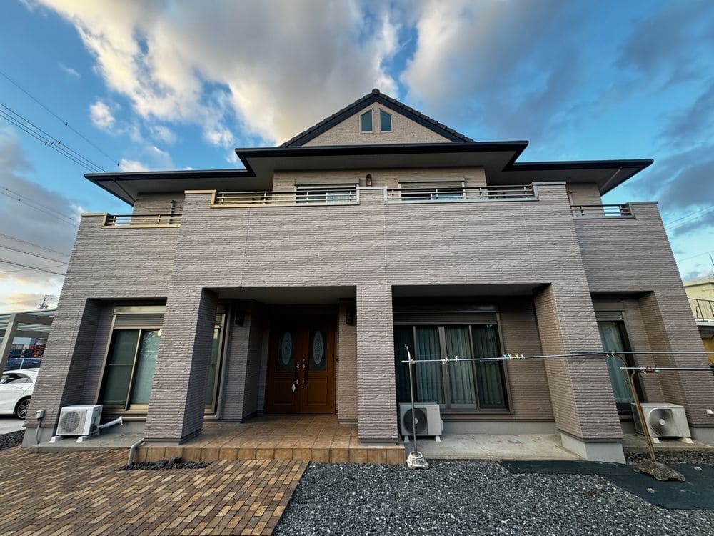 鈴鹿市の外壁塗装、防水工事をリペイント匠が施工した写真