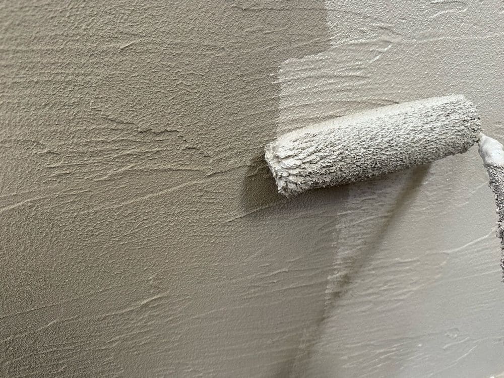 塀(上塗り) 松阪市で外壁塗装と屋根工事をリペイント匠が施工した写真