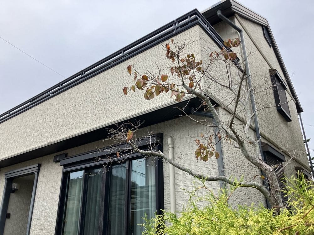 津市の外壁塗装、屋根塗装をリペイント匠が施工した写真