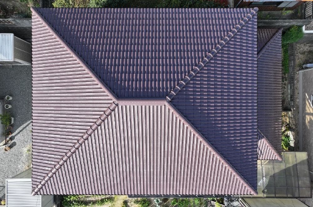 津市の屋根塗装をリペイント匠が施工した写真