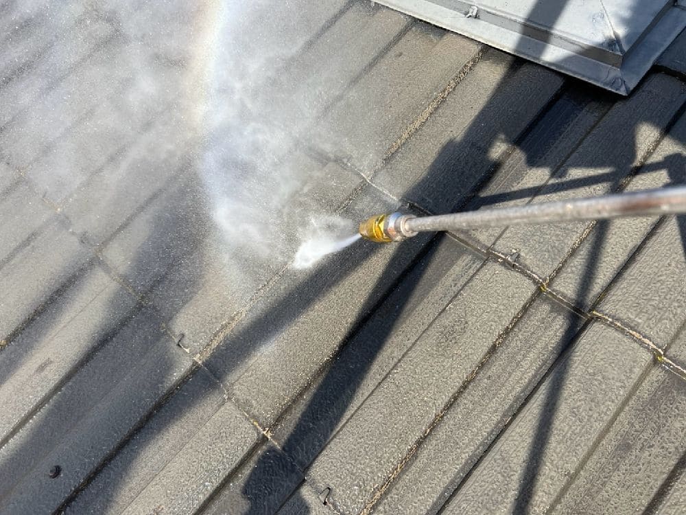 津市の外壁塗装、屋根塗装をリペイント匠が施工した写真