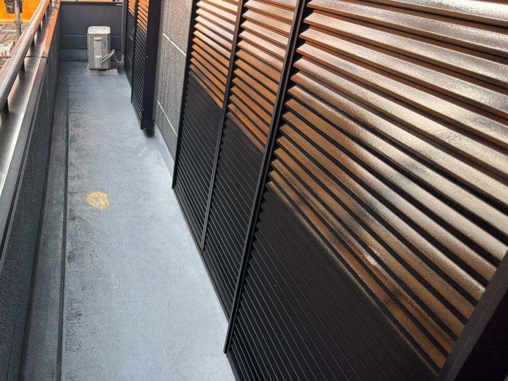 伊勢市の防水工事をリペイント匠が施工した写真