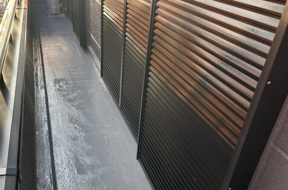 伊勢市の防水工事をリペイント匠が施工した写真