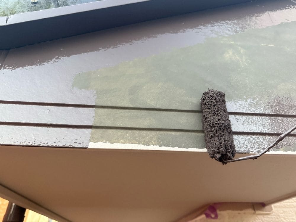 K様(四日市)破風(中塗り) 菰野町の外壁塗装、防水工事をリペイント匠が施工した写真