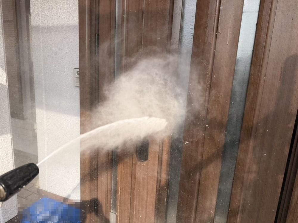 鈴鹿市の外壁塗装をリペイント匠が施工した写真