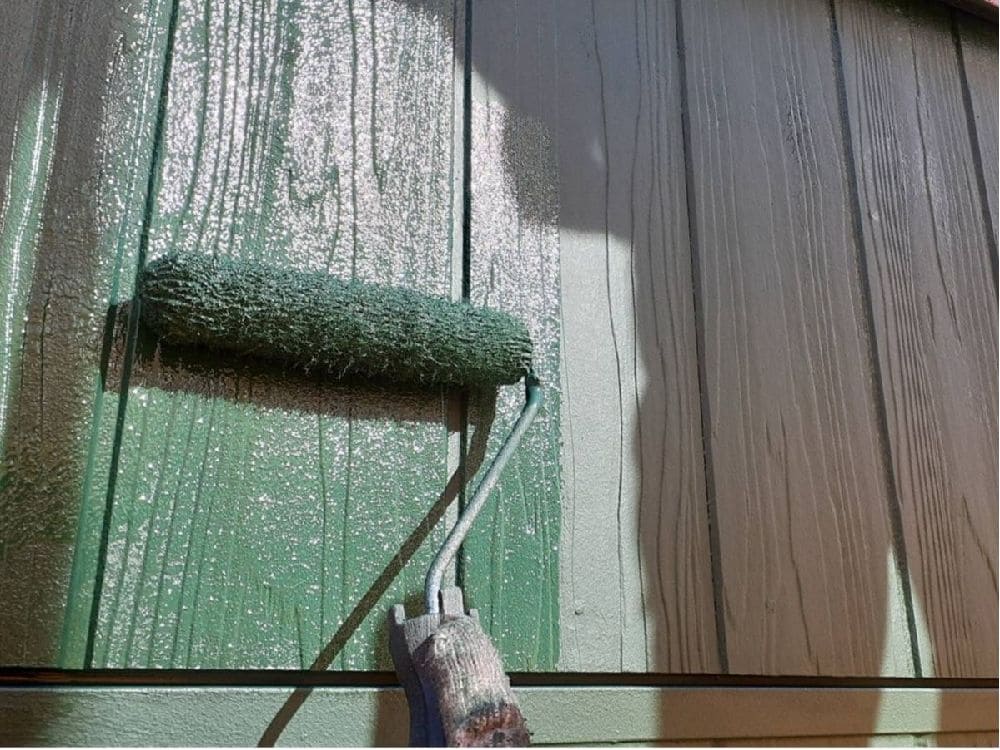 K様(菰野町)外壁(上塗り1) 三重郡菰野町の外壁塗装をリペイント匠が施工した写真