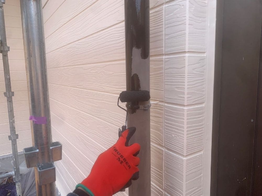 O様(津)樋(中塗り) (6) 津市の外壁塗装をリペイント匠が施工した写真