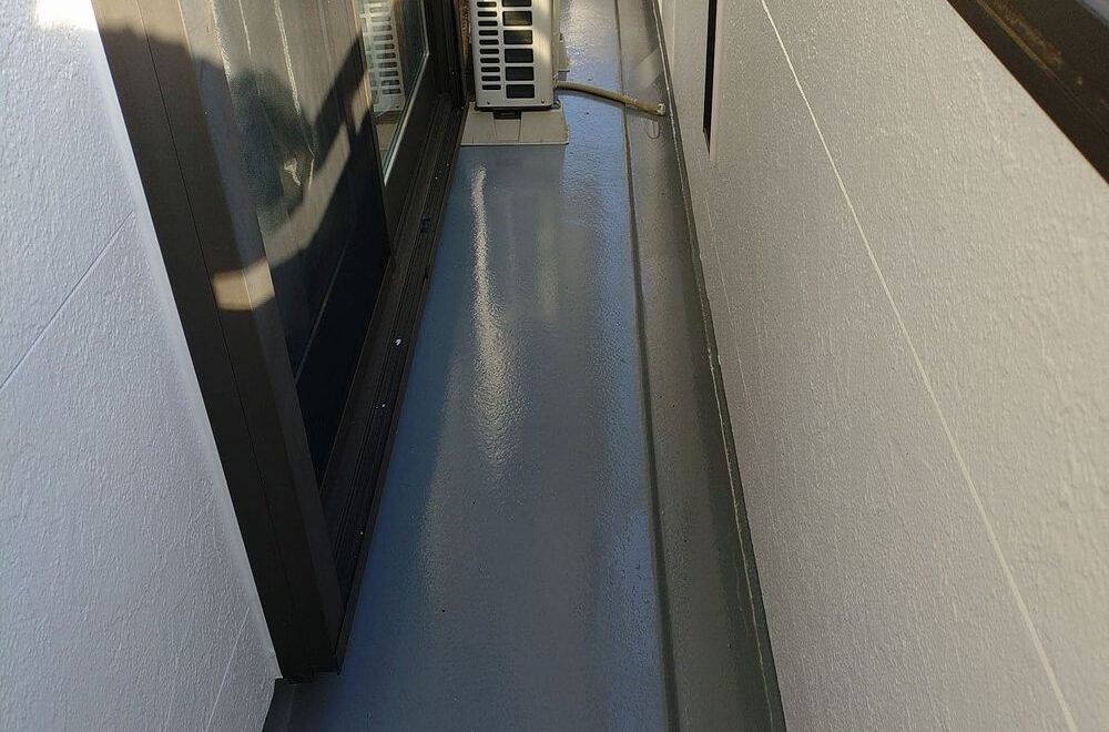 津市の外壁塗装、防水工事をリペイント匠が施工した写真