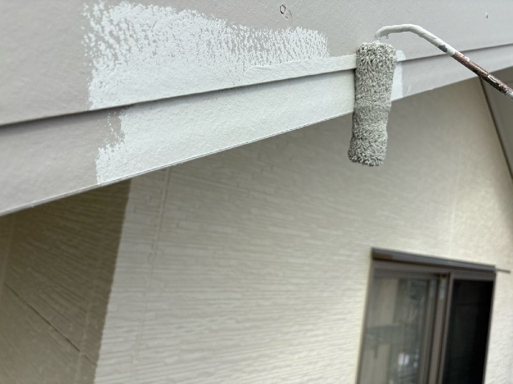 四日市市の外壁塗装、屋根塗装、防水工事をリペイント匠が施工した写真