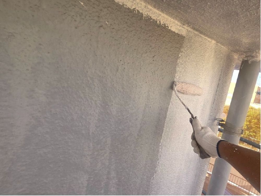 四日市市の外壁塗装、防水工事をリペイント匠が施工した写真