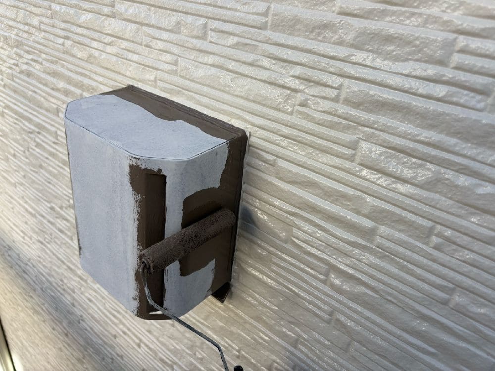 四日市市の外壁塗装、屋根塗装、防水工事をリペイント匠が施工した写真