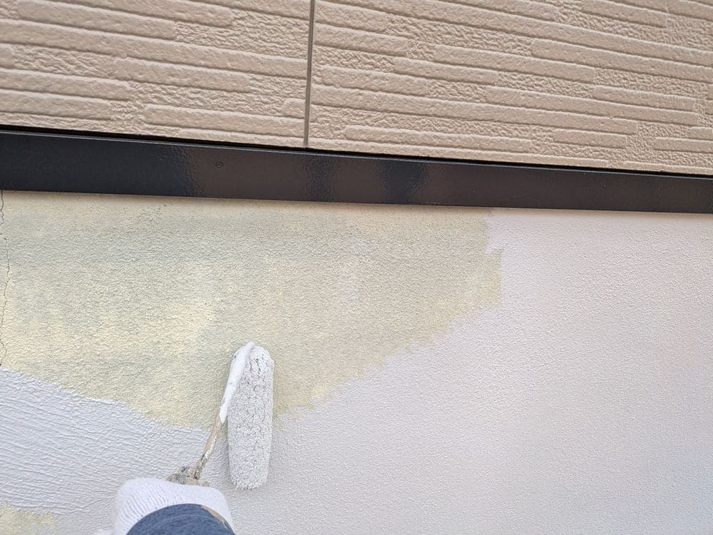 T様(伊勢市)基礎2回目 伊勢市の外壁・屋根塗装をリペイント匠が施工した写真