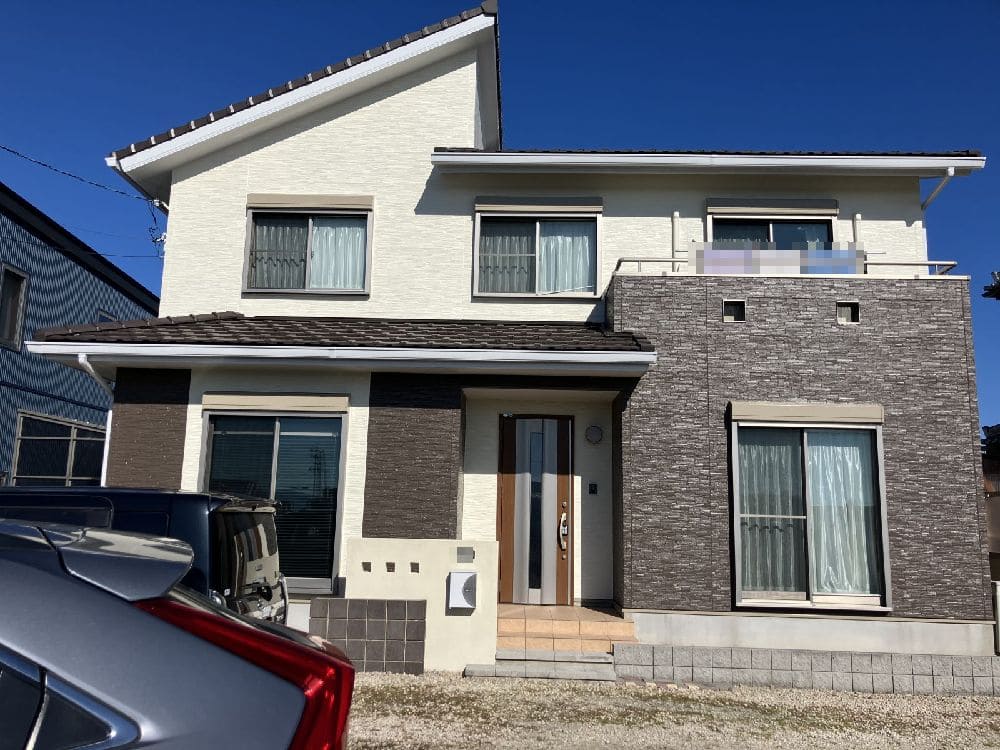 F様(津市)施工後_外壁全体 (2) 津市の外壁塗装、防水工事をリペイント匠が施工した写真