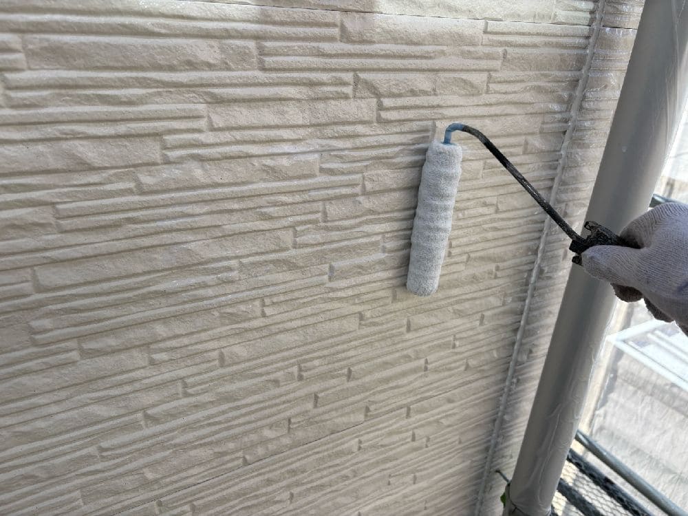 四日市市の外壁塗装、屋根塗装、防水工事をリペイント匠が施工した写真