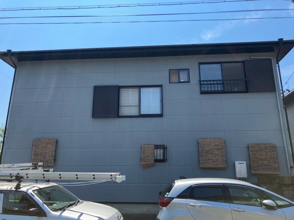 N様(伊勢市二見町) 施工前3 伊勢市の外壁塗装、屋根塗装、防水工事をリペイント匠が施工した写真