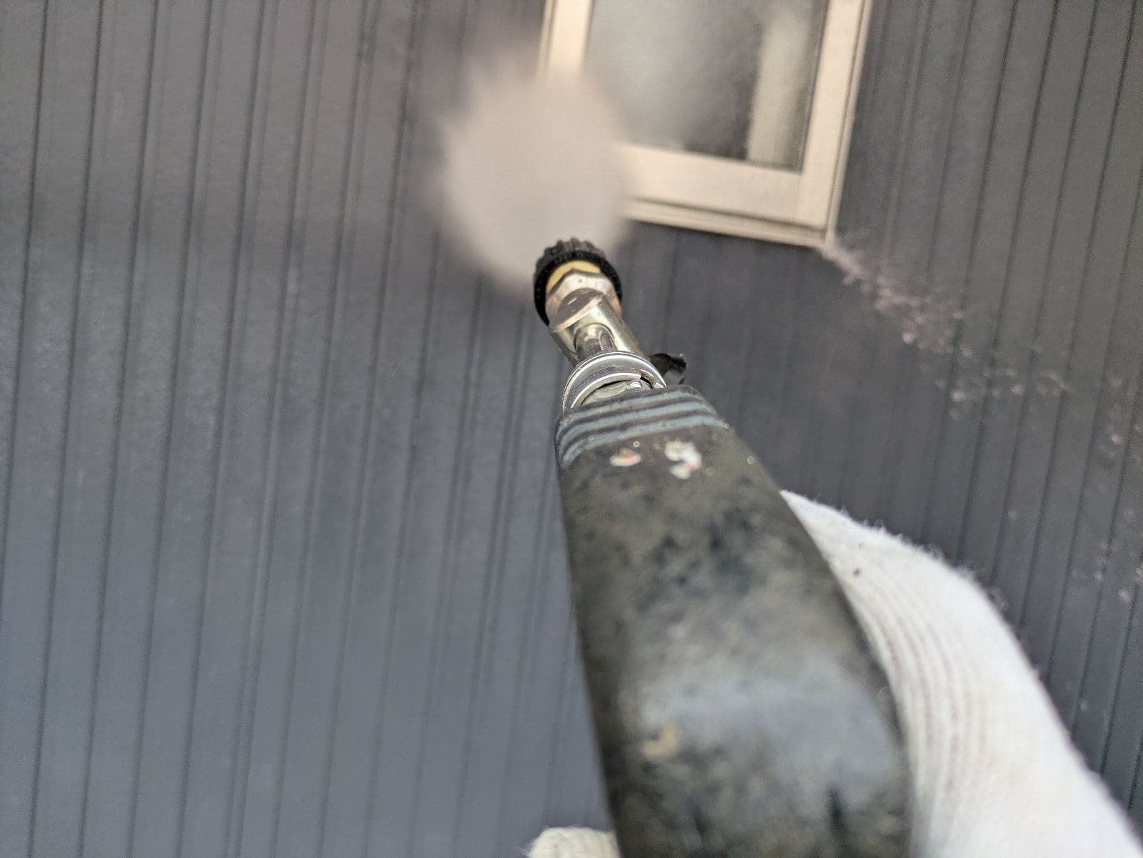 S様(名張市希央台)高圧洗浄(外壁) (2) 名張市の外壁塗装をリペイント匠が施工した写真