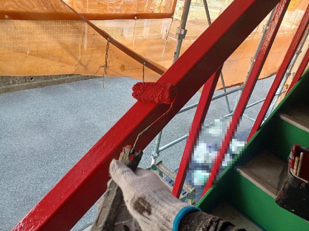 N様(四日市)上塗り (3) 四日市市の外壁塗装、屋根塗装をリペイント匠が施工した写真