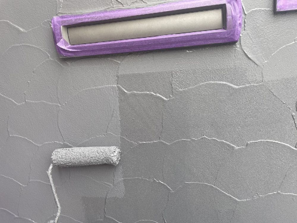 四日市市の外壁塗装、屋根塗装、防水工事をリペイント匠が施工した写真