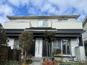 四日市市の外壁塗装、屋根工事をリペイント匠が施工した写真