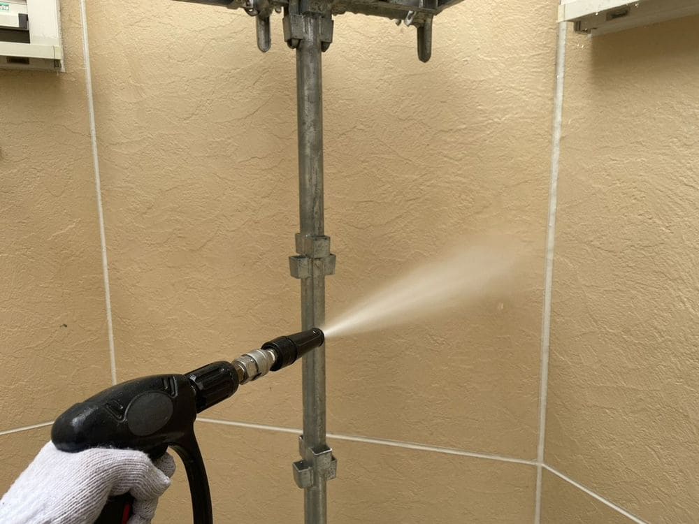 四日市市の外壁塗装をリペイント匠が施工した写真