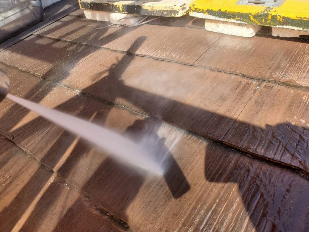 鈴鹿市の外壁塗装、屋根塗装をリペイント匠が施工した写真