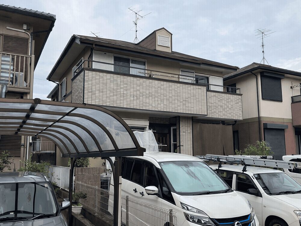 名張市の外壁塗装、屋根工事をリペイント匠が施工した写真