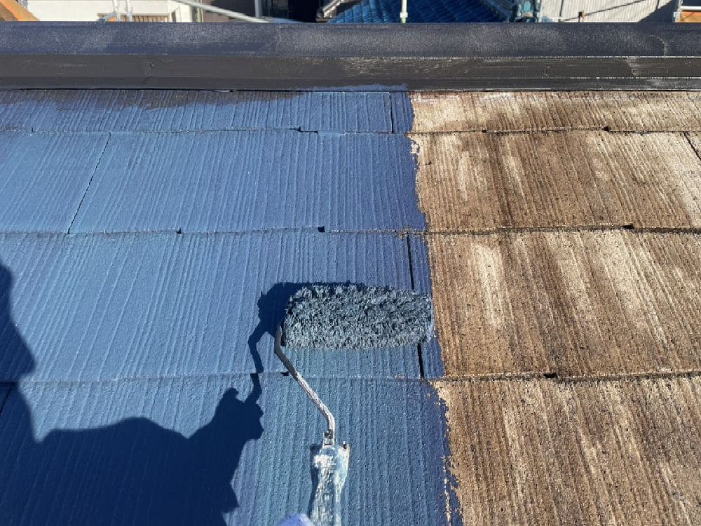 N様(四日市)屋根(中塗り2) 四日市市の外壁塗装、屋根塗装をリペイント匠が施工した写真