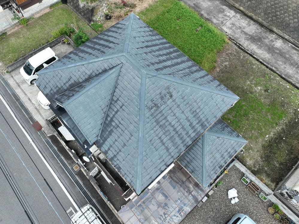 伊賀市の屋根工事をリペイント匠が施工した写真