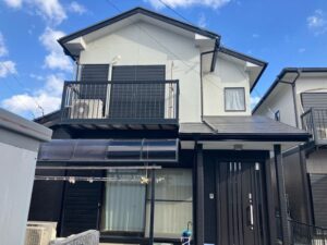 鈴鹿市の外壁塗装、屋根塗装をリペイント匠が施工した写真