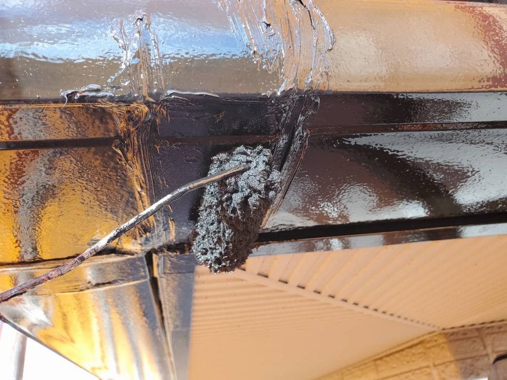 鈴鹿市の外壁塗装、屋根塗装をリペイント匠が施工した写真