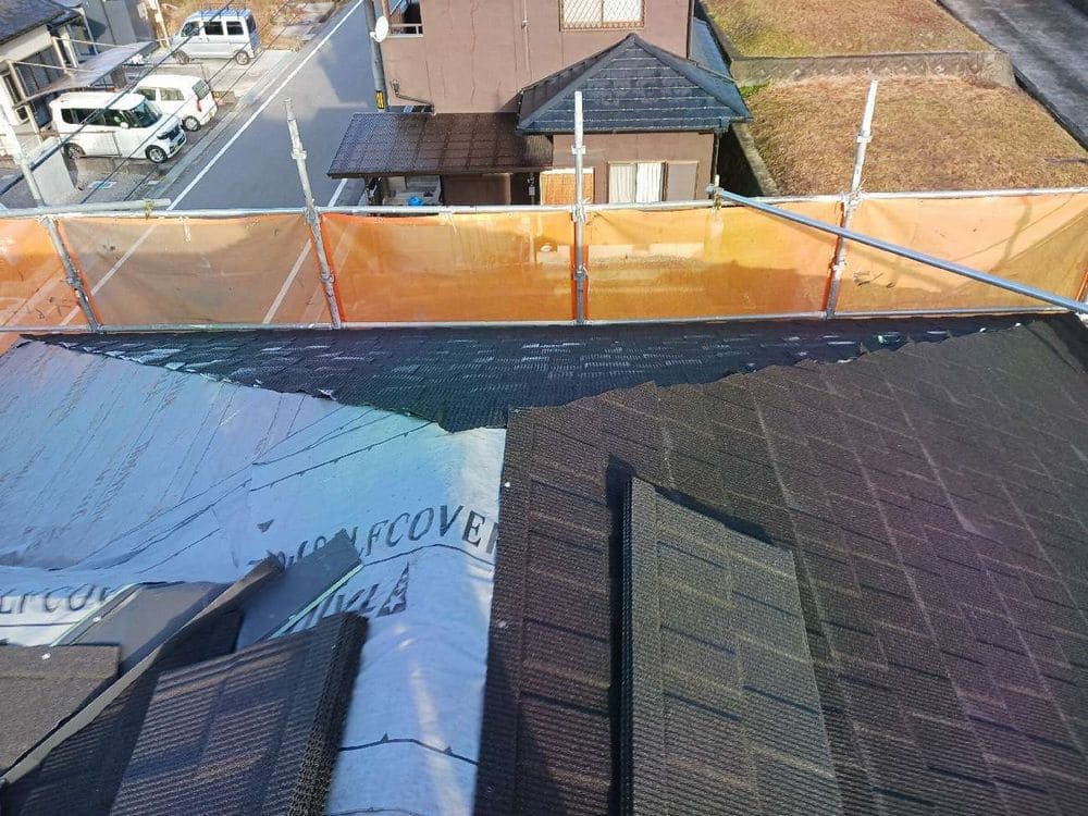 伊賀市の屋根工事をリペイント匠が施工した写真