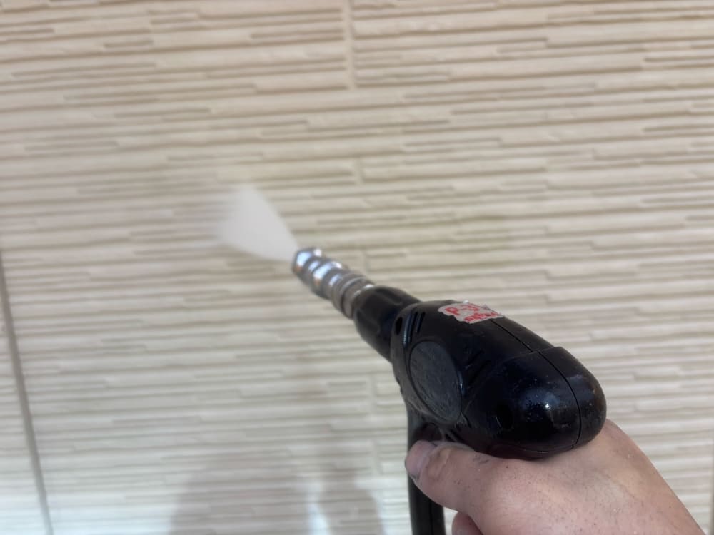 伊勢市の外壁塗装をリペイント匠が施工した写真