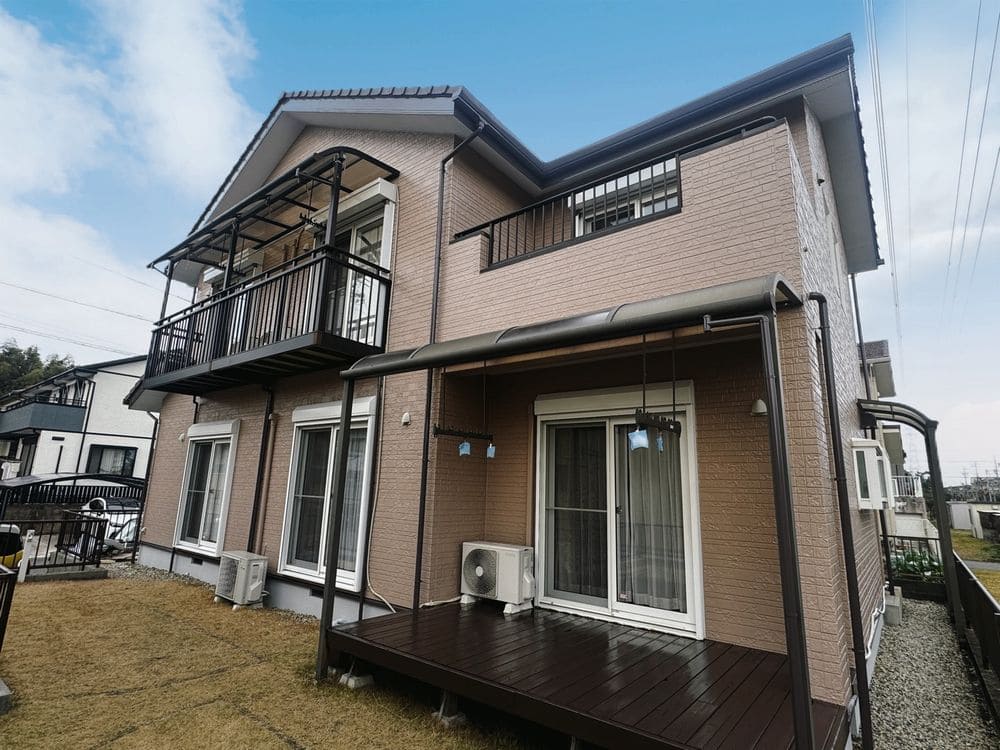 四日市市_S様_施工後_外壁全体2 四日市市の外壁塗装をリペイント匠が施工した写真