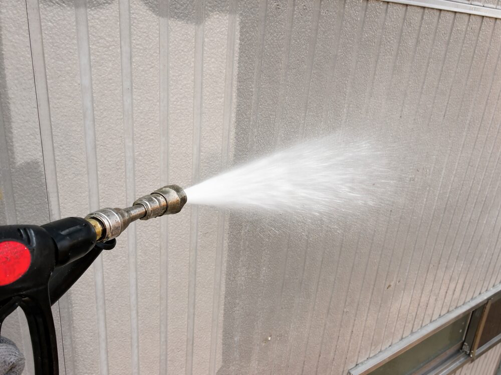 松阪市で外壁屋根塗装と防水工事をリペイント匠が施工した写真