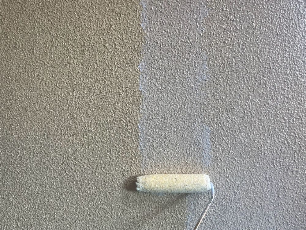 U様(四日市)外壁(下塗り1) (3) 四日市市の外壁塗装をリペイント匠が施工した写真