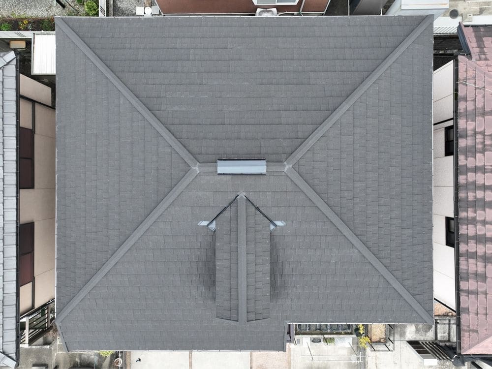 名張市の屋根工事をリペイント匠が施工した写真