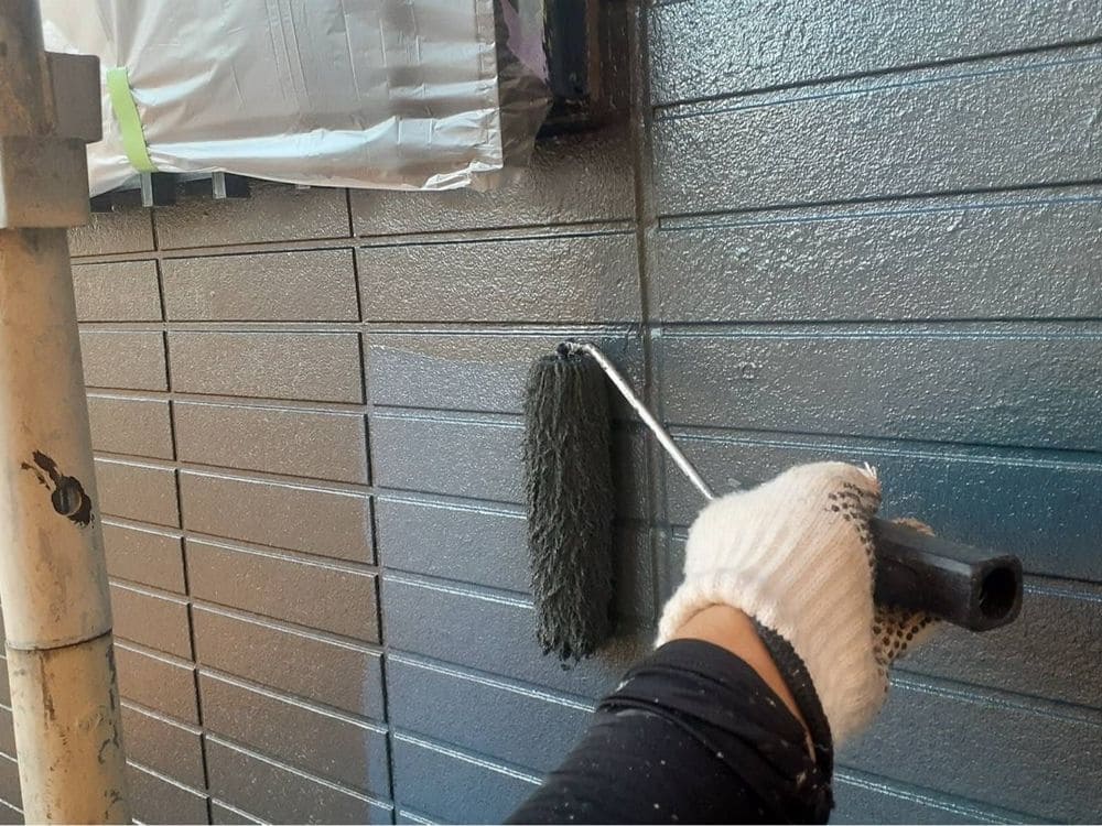 鈴鹿市の外壁塗装、屋根塗装をリペイント匠が施工した写真