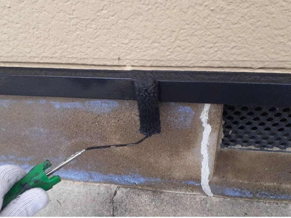 鈴鹿市の外壁塗装、屋根塗装をリペイント匠が施工した写真