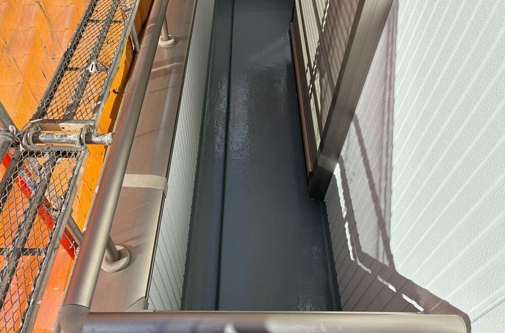 松阪市で外壁屋根塗装と防水工事をリペイント匠が施工した写真