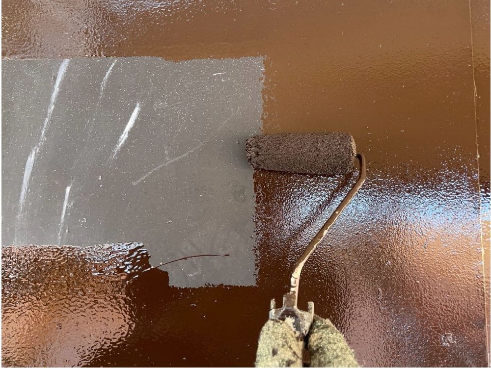 U様(四日市)庇(中塗り) 四日市市の外壁塗装をリペイント匠が施工した写真