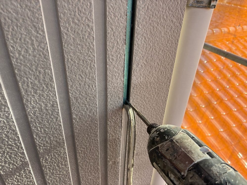 松阪市で外壁屋根塗装と防水工事をリペイント匠が施工した写真