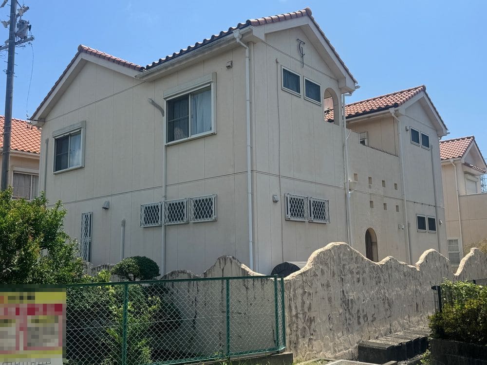 四日市市の外壁塗装をリペイント匠が施工した写真