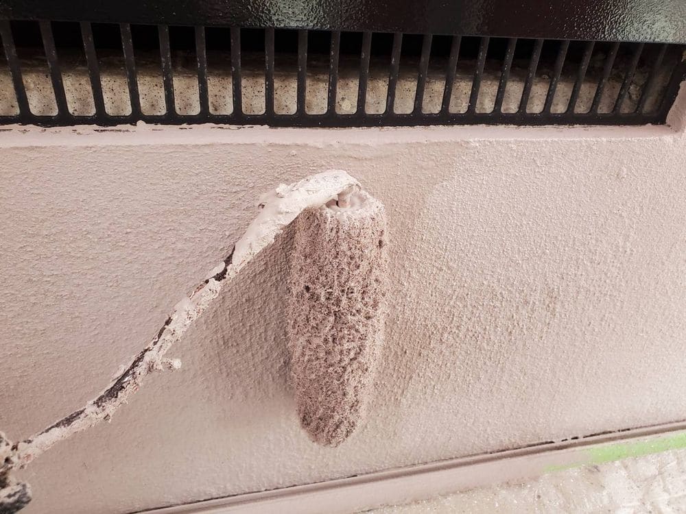 鈴鹿市の外壁塗装、屋根塗装をリペイント匠が施工した写真