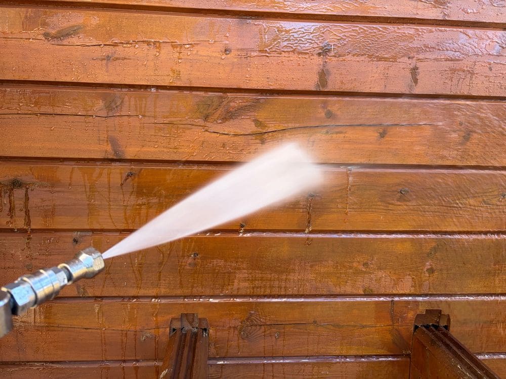 H様(伊勢市)外壁‗高圧洗浄2 伊勢市の外壁塗装をリペイント匠が施工した写真