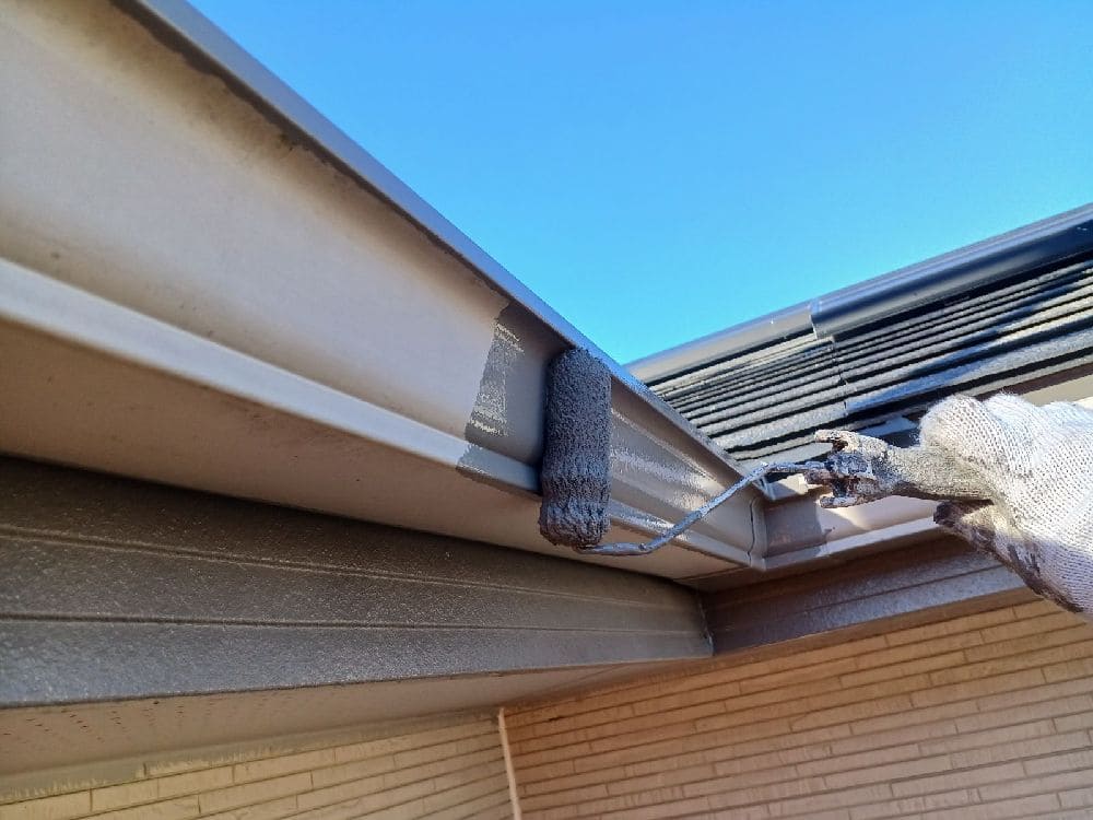 四日市市の外壁塗装、屋根塗装、防水工事をリペイント匠が施工した写真