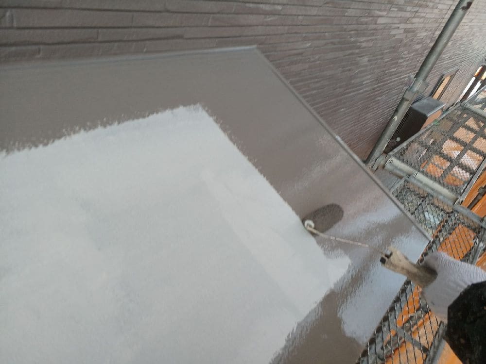 四日市市の外壁塗装、屋根塗装、防水工事をリペイント匠が施工した写真