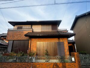 四日市市の外壁塗装をリペイント匠が施工した写真