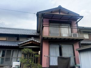 四日市市の外壁塗装をリペイント匠が施工した写真