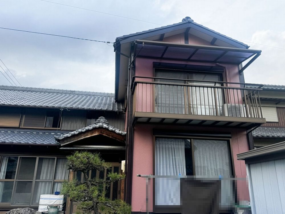 四日市市_N様_施工後_外壁全体1 四日市市の外壁塗装をリペイント匠が施工した写真